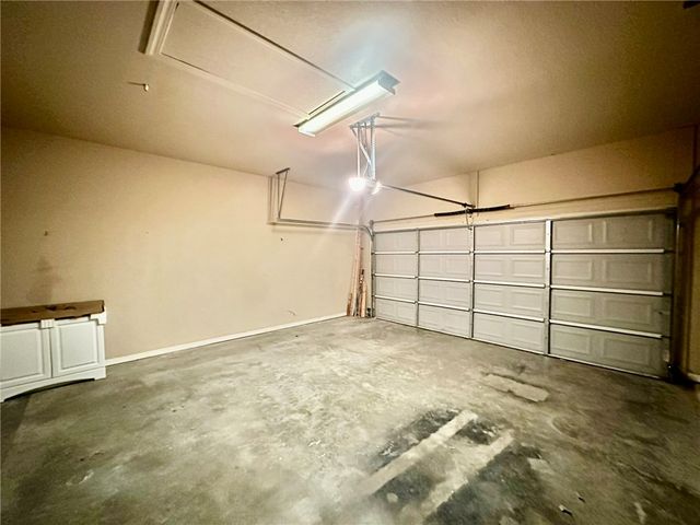 3404 W Clabber Creek Boulevard, Fayetteville, AR 72704