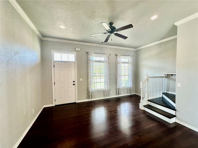 3404 W Clabber Creek Boulevard, Fayetteville, AR 72704