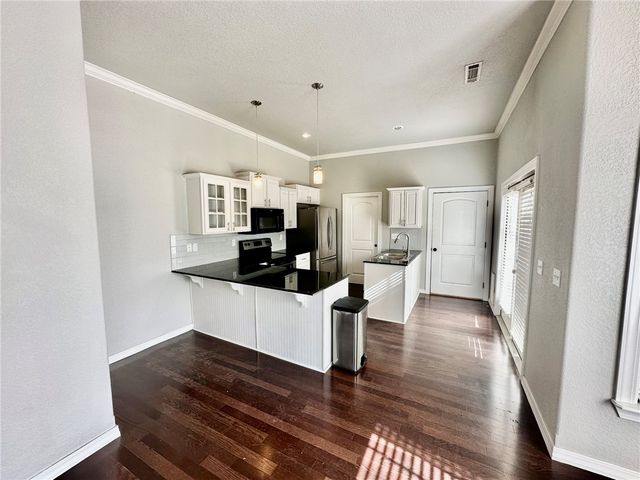 3404 W Clabber Creek Boulevard, Fayetteville, AR 72704