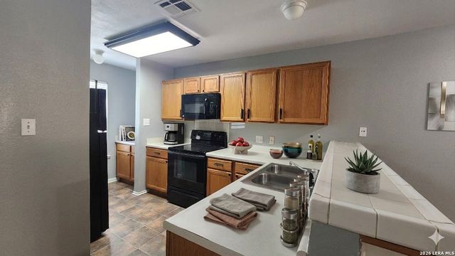19 AUTUMN PASS, San Antonio, TX 78245