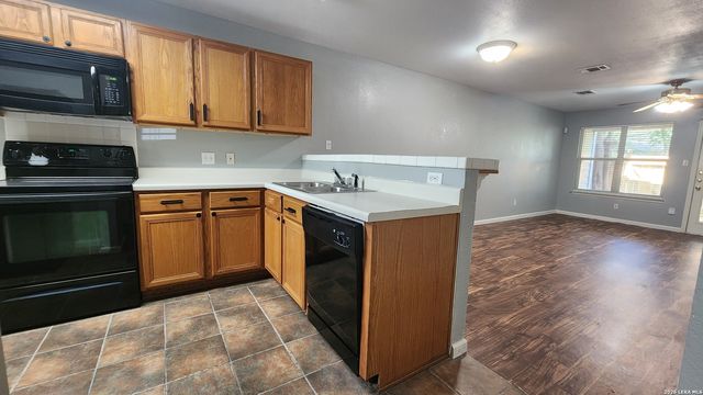 19 AUTUMN PASS, San Antonio, TX 78245