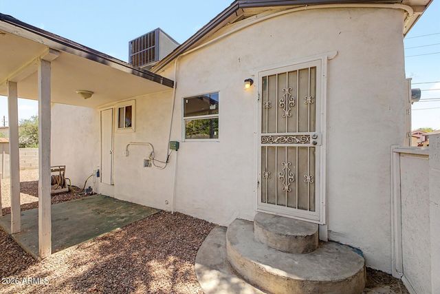 1010 E CHIPMAN Road, Phoenix, AZ 85040