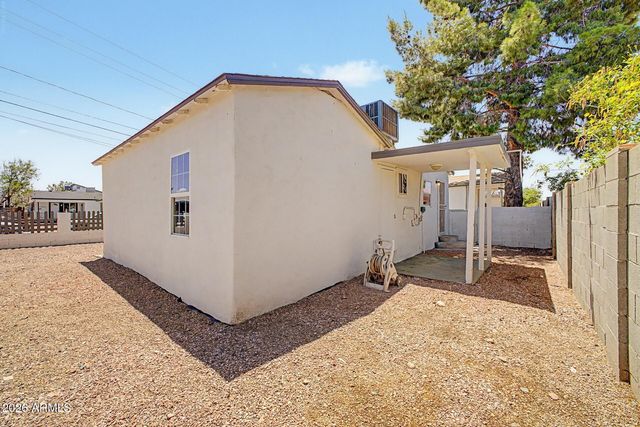 1010 E CHIPMAN Road, Phoenix, AZ 85040