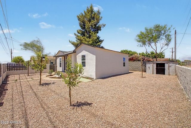 1010 E CHIPMAN Road, Phoenix, AZ 85040