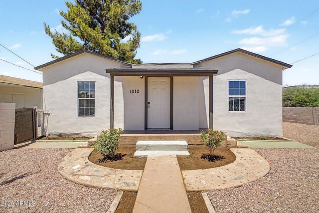 1010 E CHIPMAN Road, Phoenix, AZ 85040