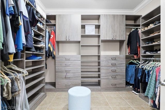 2081 Thames View Street, Henderson, NV 89044