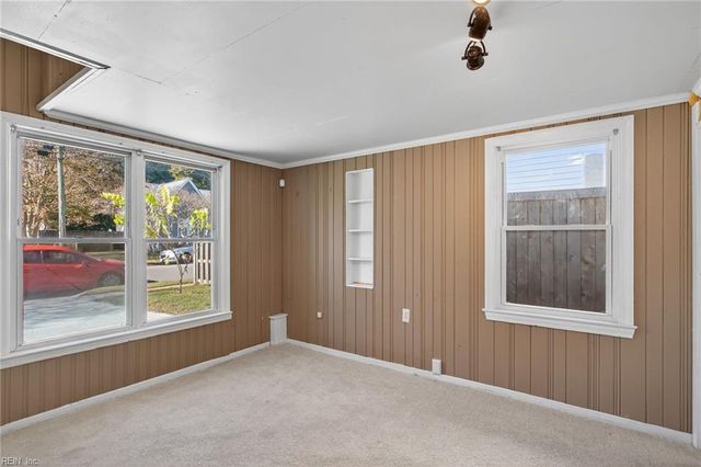 3814 Essex CIR, Norfolk, VA 23513