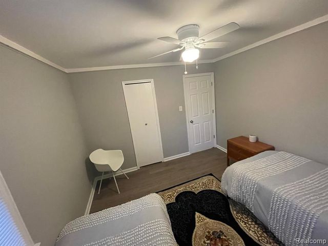 6102 Harrison Street, Garden City, MI 48135