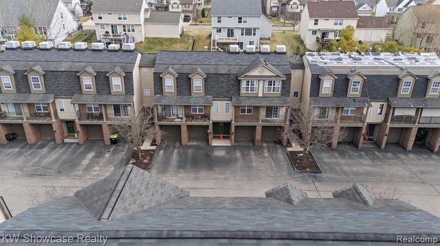 614 Napa Valley Drive 11, Milford, MI 48381