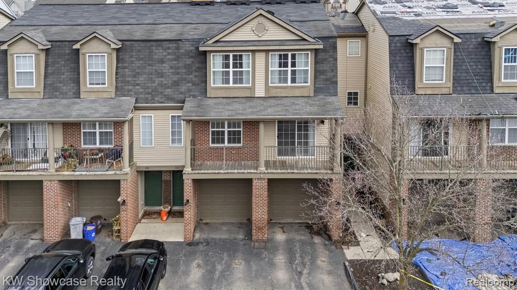 614 Napa Valley Drive 11, Milford, MI 48381