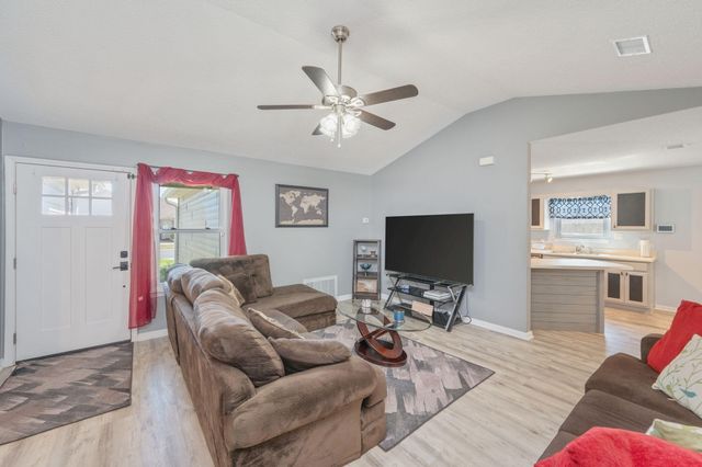 953 Pacific Silver Court, Fort Walton Beach, FL 32547