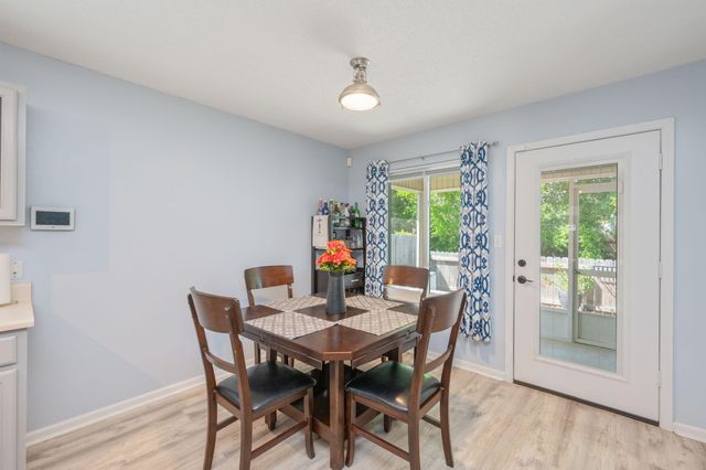 953 Pacific Silver Court, Fort Walton Beach, FL 32547