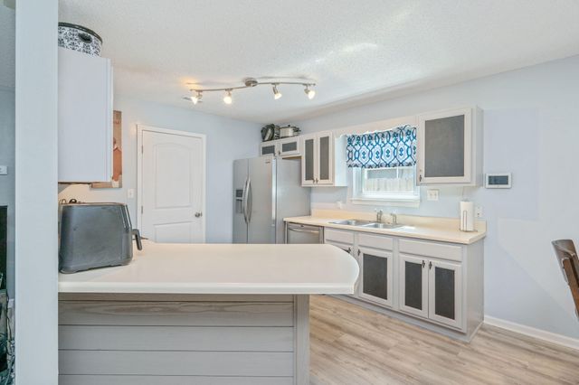 953 Pacific Silver Court, Fort Walton Beach, FL 32547