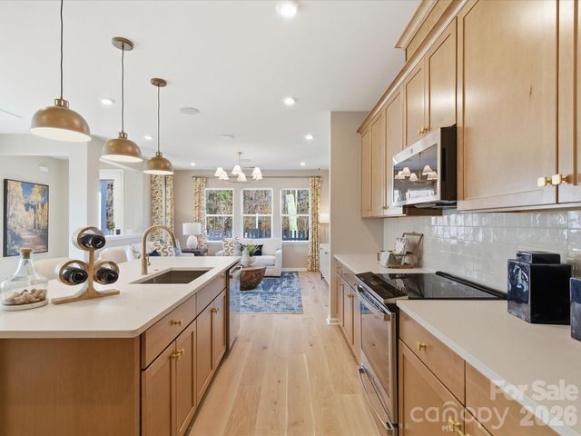 5313 Hubble Drive, Charlotte, NC 28216