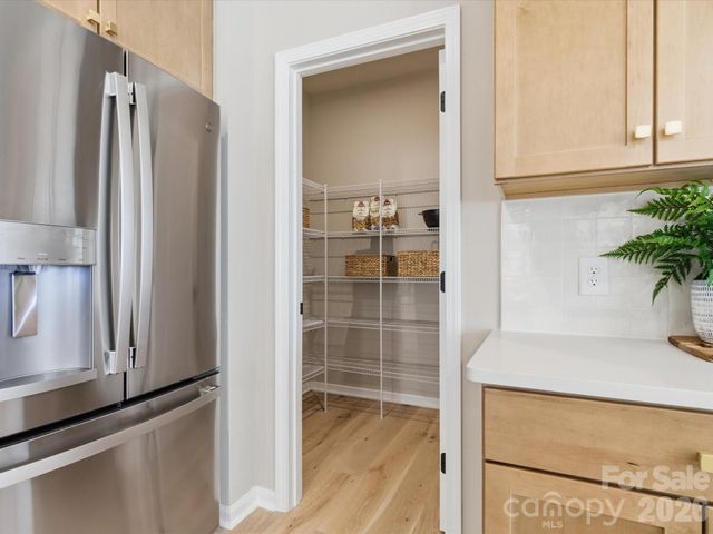 5313 Hubble Drive, Charlotte, NC 28216