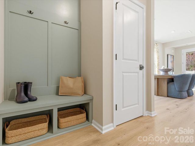 5313 Hubble Drive, Charlotte, NC 28216
