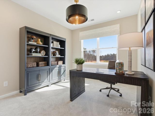 5313 Hubble Drive, Charlotte, NC 28216