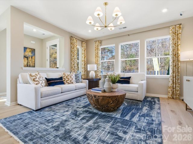 5313 Hubble Drive, Charlotte, NC 28216