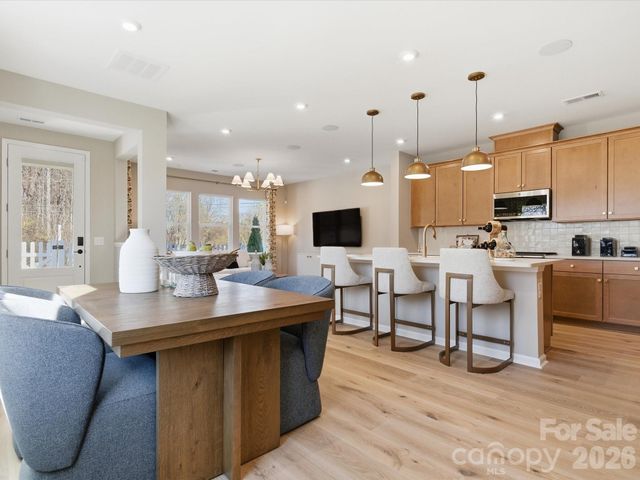 5313 Hubble Drive, Charlotte, NC 28216
