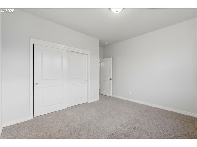 405 S Cedar St, Yamhill, OR 97148