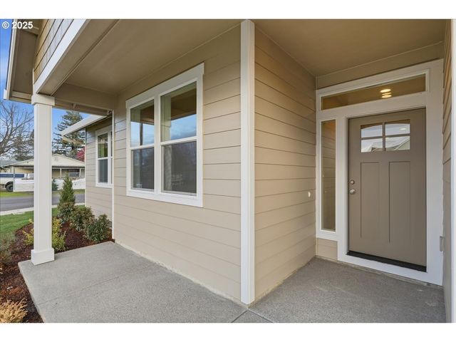 405 S Cedar St, Yamhill, OR 97148