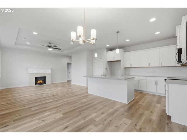 405 S Cedar St, Yamhill, OR 97148