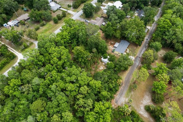 8470 W Bradshaw W 8479 W Doe Lane Lane, Homosassa, FL 34448