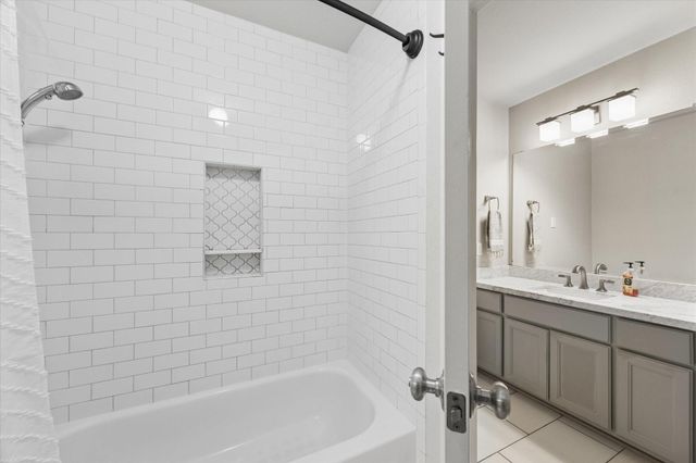 7710 Stone Arbor Drive, Sugar Land, TX 77479