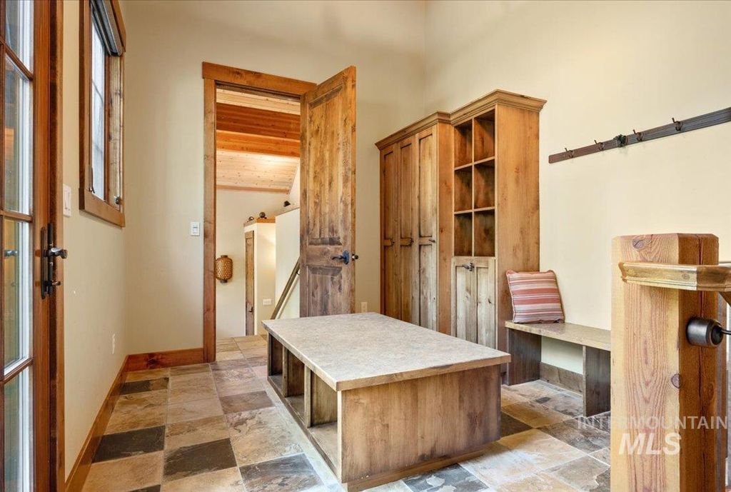 516 Whitewater Dr, Donnelly, ID 83615 photo 28