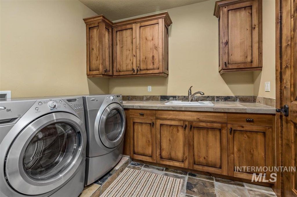 516 Whitewater Dr, Donnelly, ID 83615 photo 32