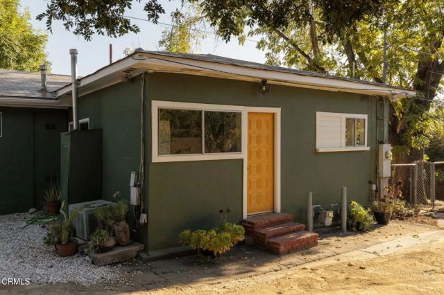 9900 Sunland Boulevard, Los Angeles, CA 91040