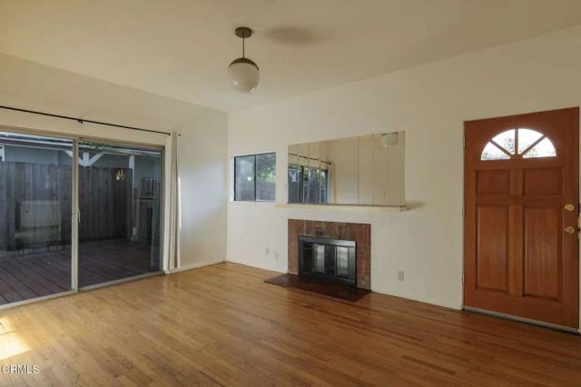 9900 Sunland Boulevard, Los Angeles, CA 91040
