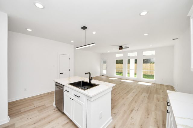 3122 Dawson Lane, Houston, TX 77051