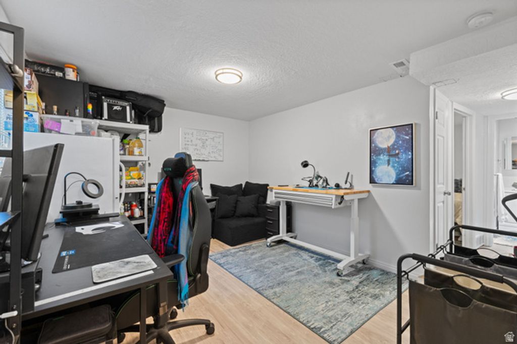 Image 15 of property listing at 1325 S LINCOLN AVE ST #70, Ogden, UT 84404