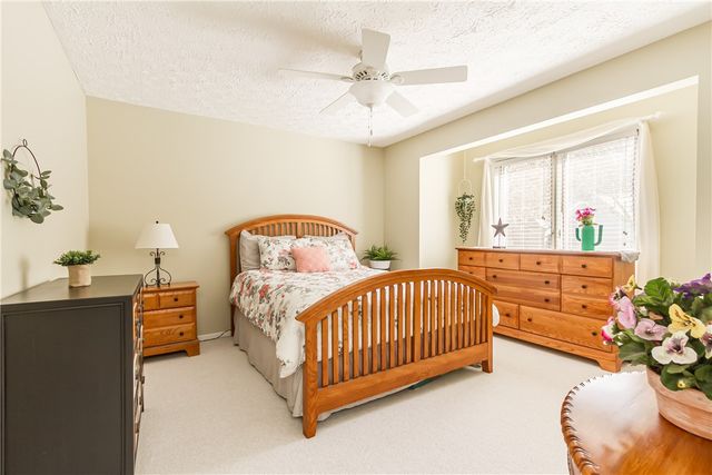 3 Colonial Circle, Perinton, NY 14450