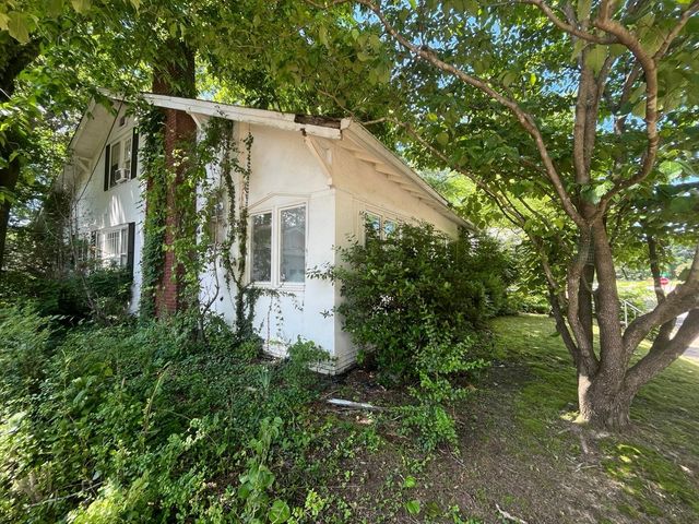 406 Blanton ST, Paris, TN 38242