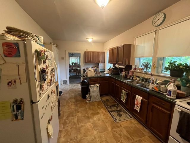 406 Blanton ST, Paris, TN 38242