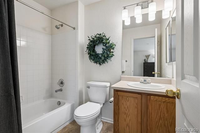 16338 E Otero Avenue, Englewood, CO 80112