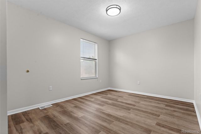 4246 Buchanan Street, Detroit, MI 48210