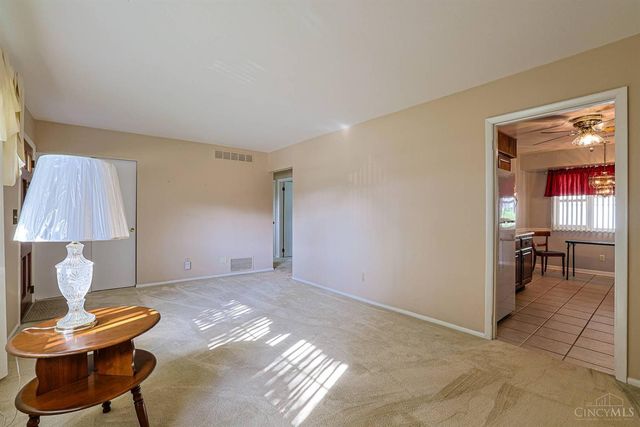 942 Mohawk Trail, Milford, OH 45150