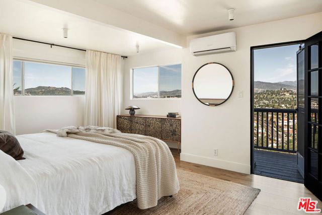 1863 Burnell Drive, Los Angeles, CA 90065