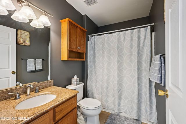 5 Forest View Drive, Bayville, NJ 08721