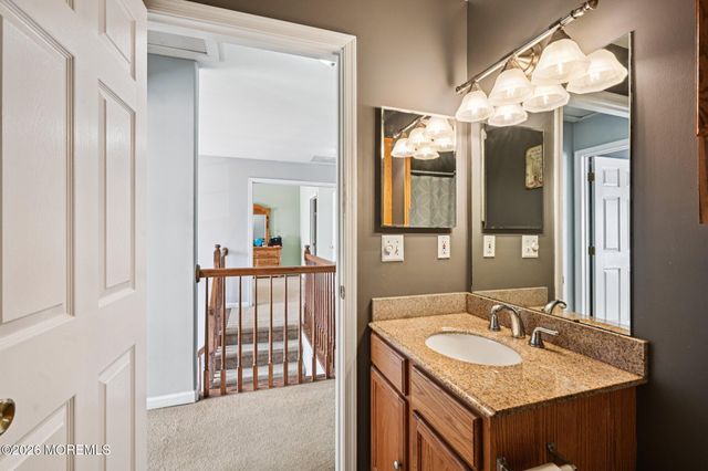 5 Forest View Drive, Bayville, NJ 08721