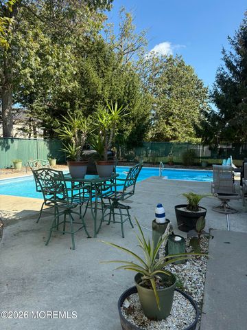 5 Forest View Drive, Bayville, NJ 08721