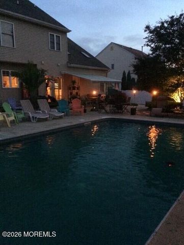 5 Forest View Drive, Bayville, NJ 08721