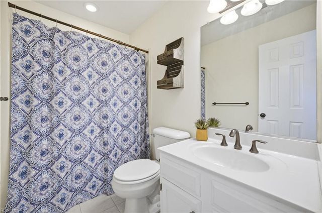 302 Bridge XING, Yorktown, VA 23692