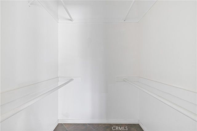 7550 Zombar 11, Van Nuys, CA 91406