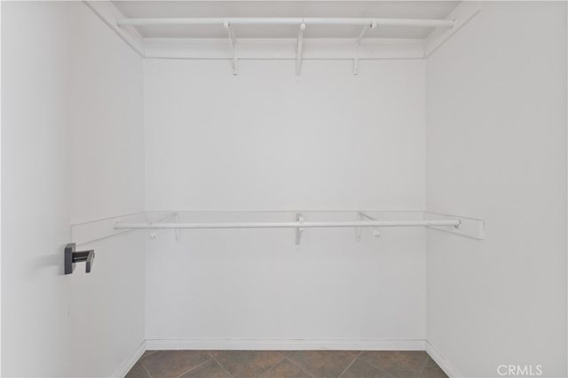 7550 Zombar 11, Van Nuys, CA 91406