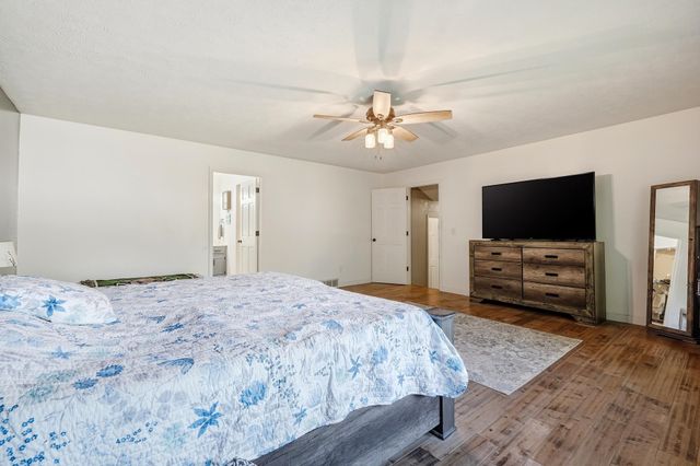 27 Hickory Drive, Barboursville, WV 25504