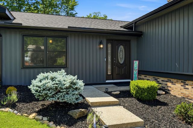 27 Hickory Drive, Barboursville, WV 25504